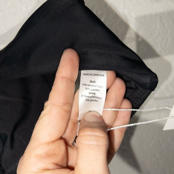 NWT Andie‎ Black The Scala Swimsuit Top Size Small - Picture 6 of 6